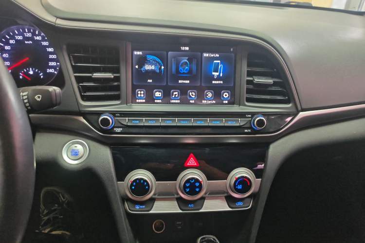 Used Hyundai Elantra (6th Generation / Lingdong) 2019 1.5L CVT ZhiXuan – Elite Version Audio And AC Panel