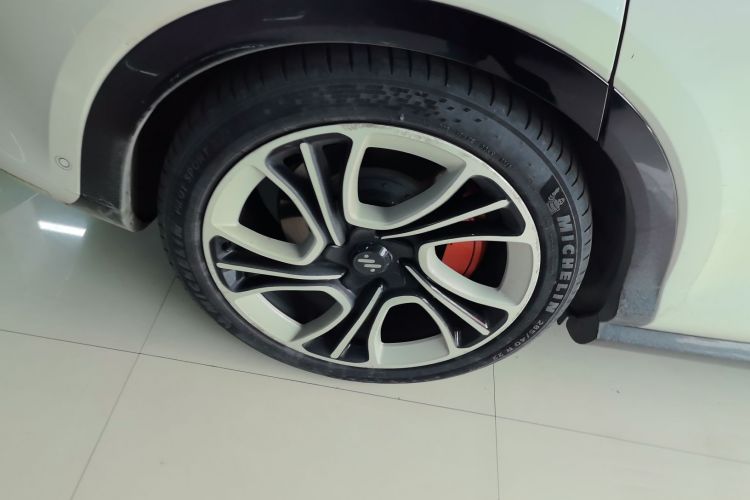 Used IM LS7 2023 100kWh Lux Rear-Drive Version