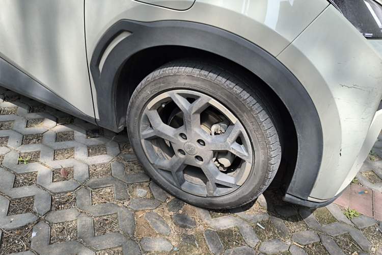 Used BYD Seagull 2025 305 km Free Version Right Front Wheel Hub