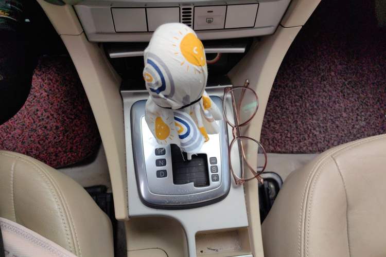 Used Ford Focus 2013 Hatchback Classic 1.8L Automatic Fashion Edition Gear Lever