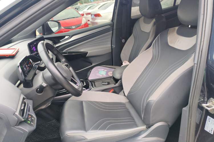 Used Volkswagen ID.4 CROZZ 2021 Long-Range Lite PRO Two-Wheel Drive Version Left Front Seat