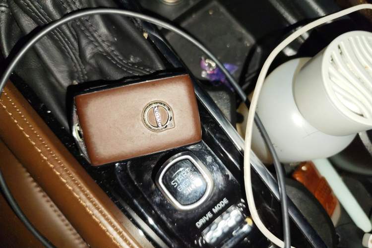 Used Volvo XC90 2020 T6 Zhiya Luxury 7-Seater Vehicle Key