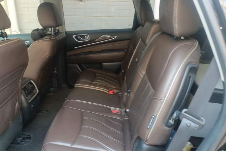 Used Infiniti QX60 2016 2.5 S/C Hybrid Two-Wheel-Drive Excellence Edition China V Standard