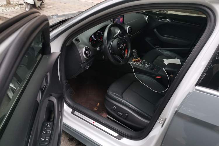 Used Audi A3 2020 Limousine 35 TFSI Fashion Edition China VI Emission Standard