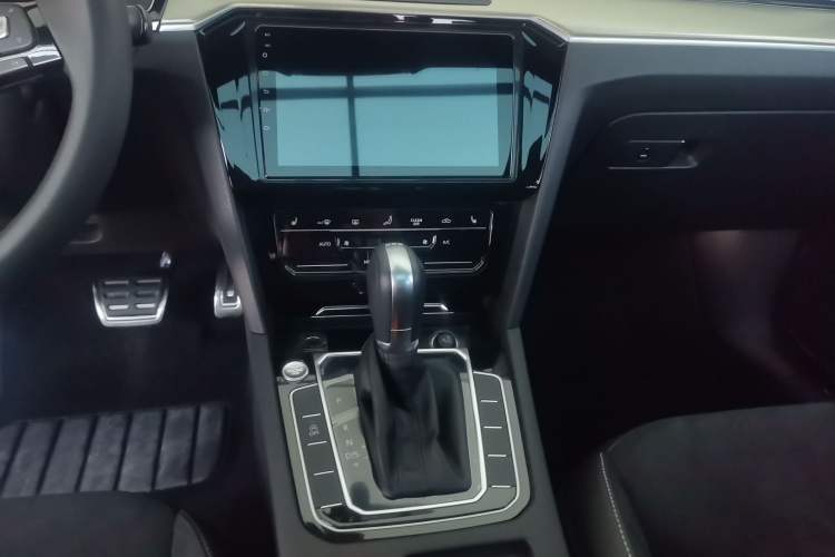 Used Volkswagen FAW-Volkswagen CC 2020 330TSI Huayan Edition China VI Standard