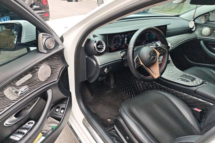 Used Mercedes-Benz E-Class New Energy 2022 Restyled E 350 e L Plug-in Hybrid Sedan
