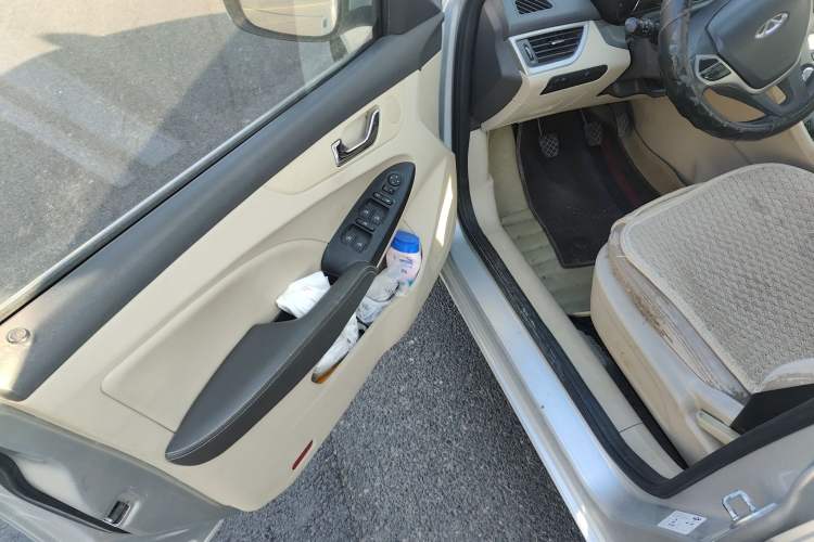 Used Chery Arrizo 7 2014 1.6L Manual ZhiCheng Edition