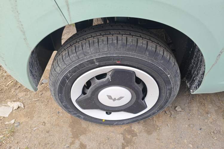 Used Wuling Hongguang MINIEV 2024 3rd Generation 215km Youth Edition