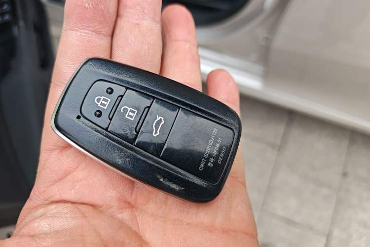 Used Toyota Camry 2019 2.0G Luxury Edition China V Standard