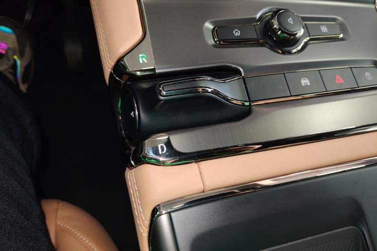 Used Nio ES6 2022 75 kWh Performance Version
