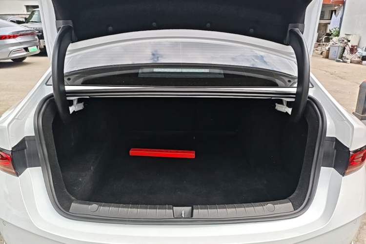 Used BYD Qin PLUS 2025 DM-i Smart Drive 55KM Leading Model
