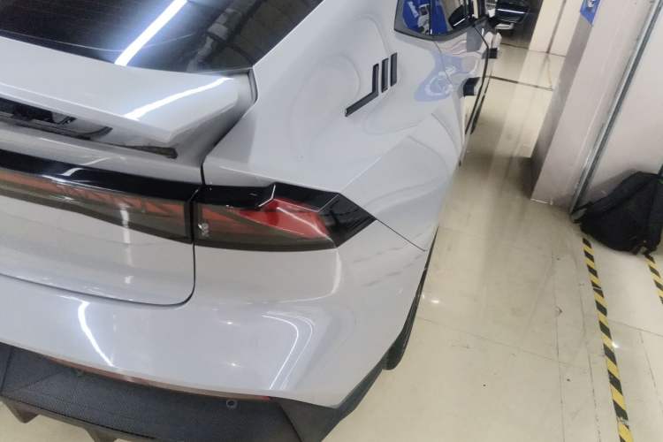 Used Changan UNI-V 2023 1.5T Prestige Model
