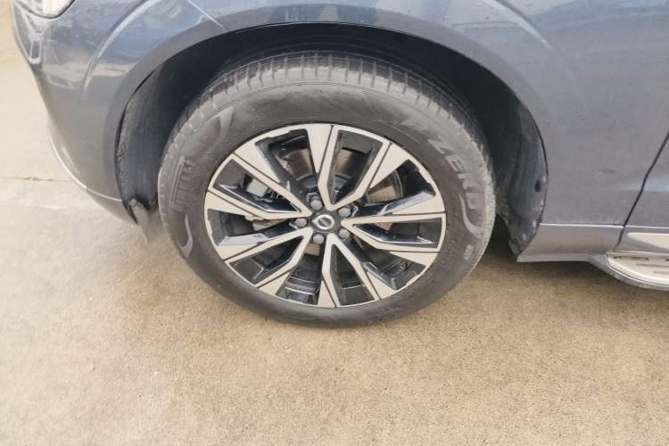 Used Volvo XC60 2023 B5 4x4 Smart Luxury Edition