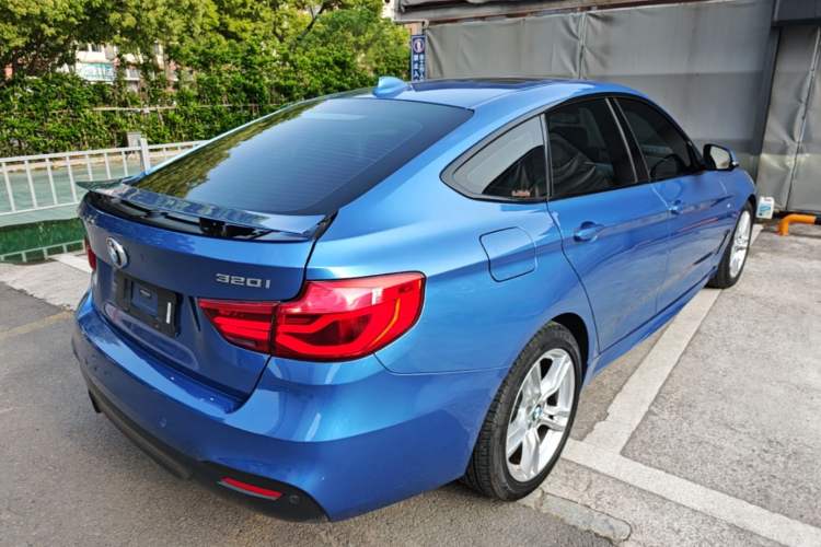 Used BMW 3 Series GT 2017 320i M Sport

