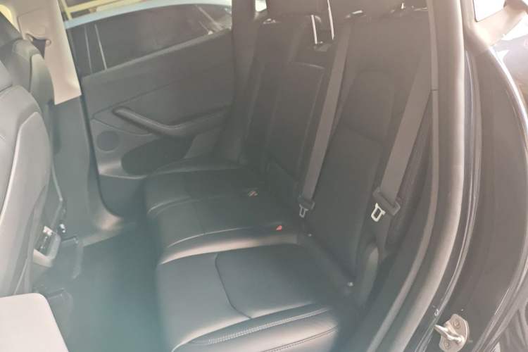 Used Tesla Model Y 2024 Rear-Wheel-Drive Version