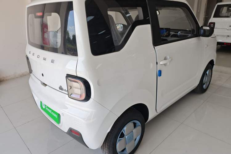 Used Geely Galaxy Panda 2024 Panda Mini 200km Endurance Bear