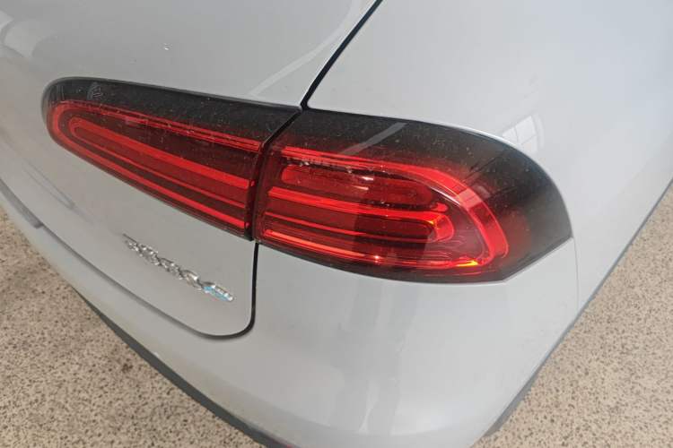 Used Wuling Bingo PLUS 2024 401 km Flagship Edition Four-Seater Version