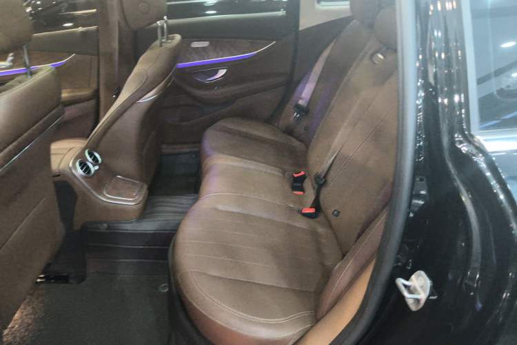 Used Mercedes-Benz E-Class 2023 Facelift E 260 L