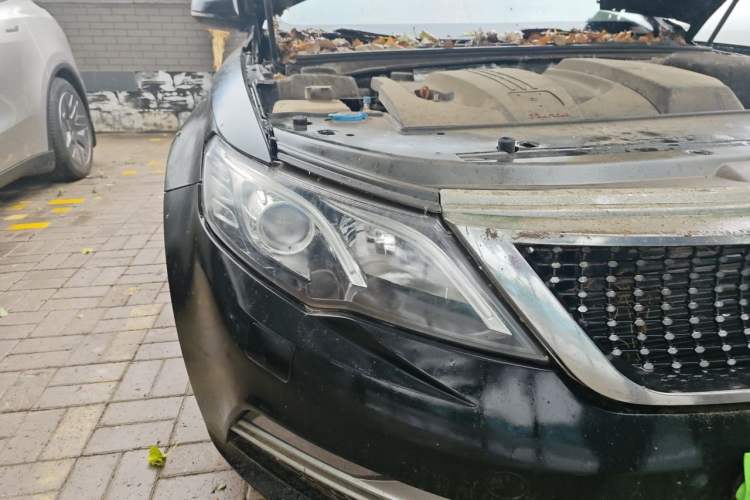 Used Zotye Z700 2016 1.8T Manual Luxury Model

