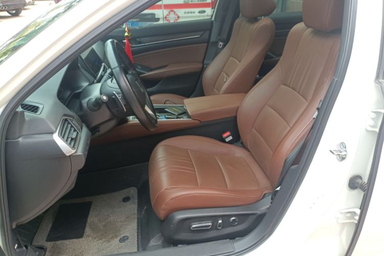 Used Honda Inspire 2022 Xing·Hybrid 2.0L Pure Edition Left Front Seat