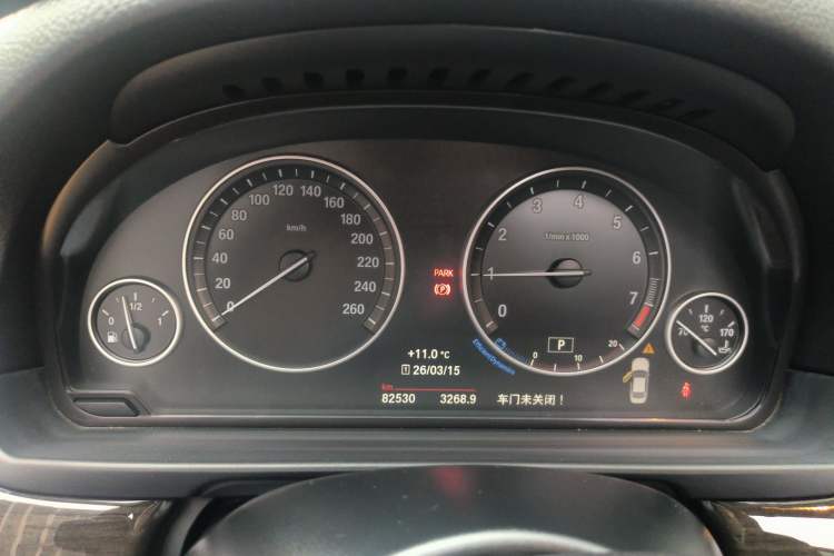 Used BMW 5 Series 2014 525Li Luxury Design Package
