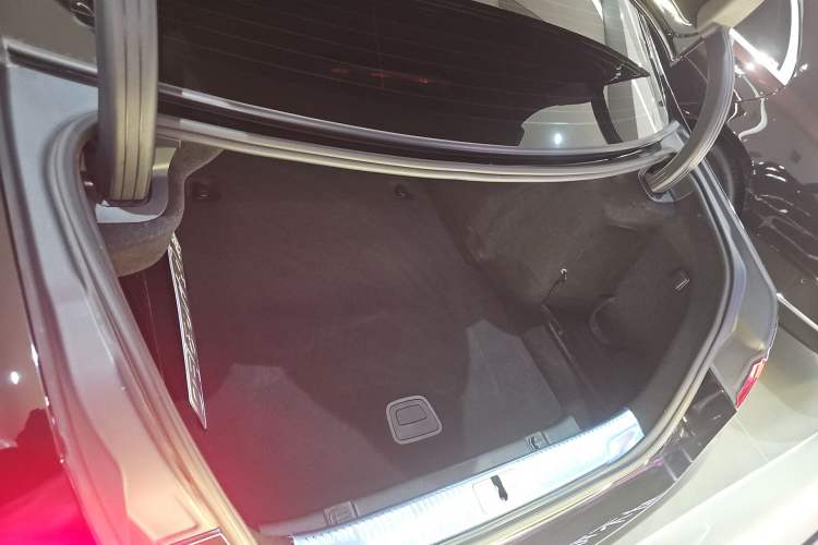 Used Mercedes-Benz S-Class 2023 Updated S 400 L Business Version Trunk