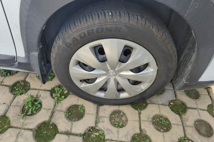 Used Toyota YARiS L Zhi Xuan 2020 X-Trail X 1.5L CVT Leading Edition