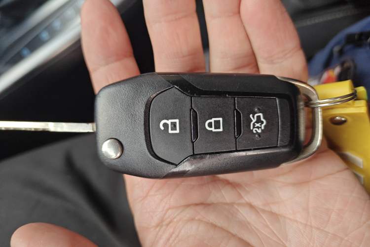 Used Ford Escort 2015 1.5L Automatic Fashion Model