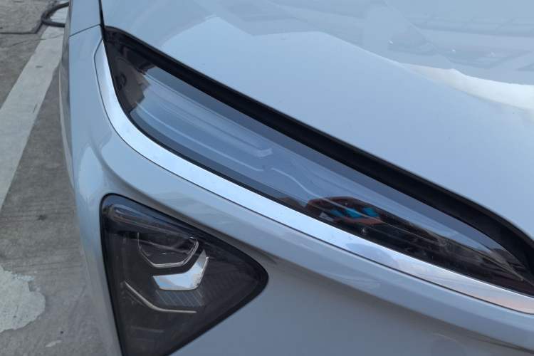 Used Nio ES6 2020 420 km Sport Edition Right Front Headlight