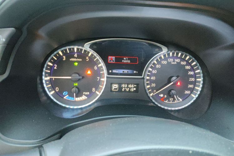 Used Infiniti QX60 2014 2.5 S/C Hybrid All-Wheel-Drive Versatile Edition