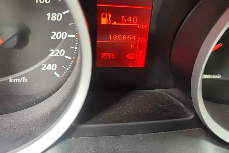 Used Mitsubishi Lancer EX 2012 Chasing Edition 1.8L Manual Luxury Model
