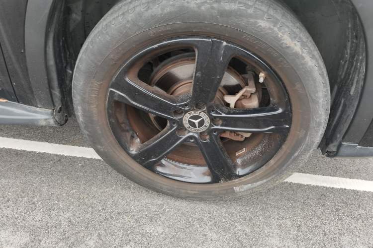 Used Mercedes-Benz GLA 2019 GLA 200 Fashion Model Right Front Wheel Hub