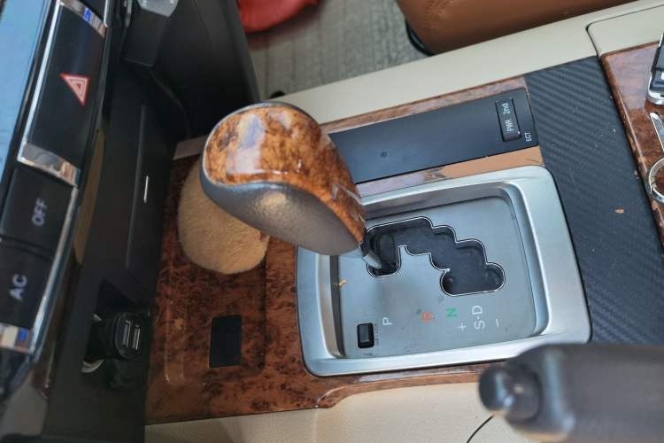 Used Toyota Land Cruiser 