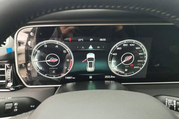 Used Hongqi HS5 2022 Revised Version 2.0T Smart Connect Flagship Edition
