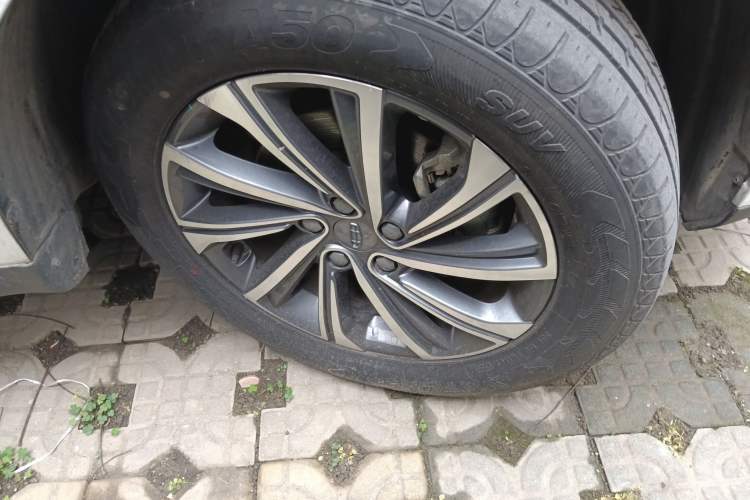 Used Geely Auto Vision X6 2020 1.4T CVT Luxury Edition