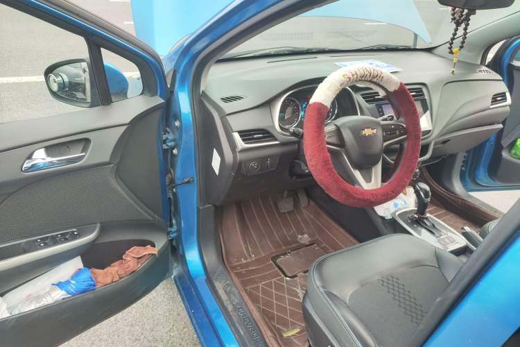 Used Chevrolet Lova RV 2016 1.5L Automatic Smart Drive Edition
