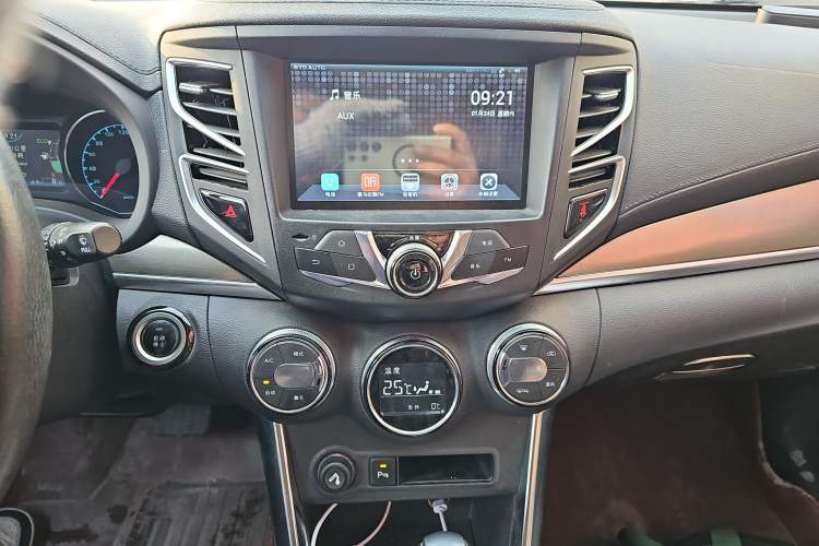 Used BYD Song 2016 GaiShi Edition 1.5TID Automatic Elite Model