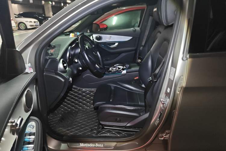 Used Mercedes-Benz GLC 2019 GLC 200 L 4MATIC Left Front Seat