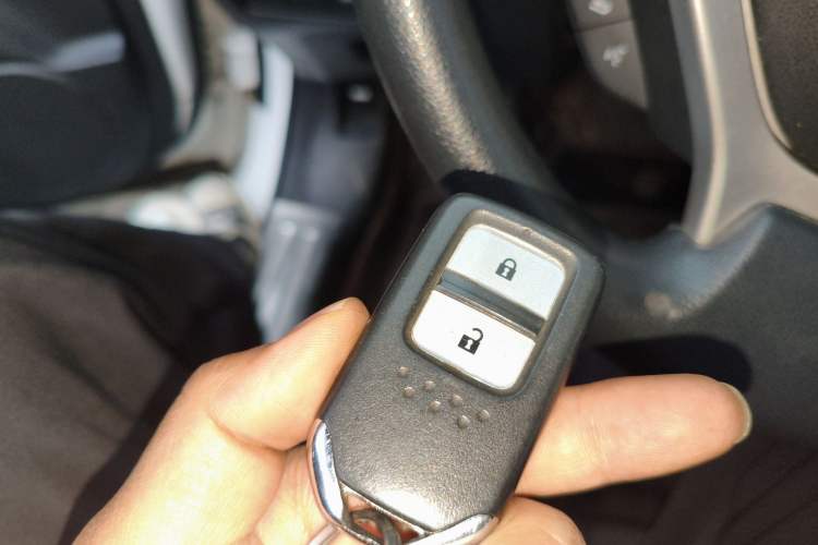 Used Honda Jade 2014 1.8L Automatic Comfort Elite Version 5 Seats