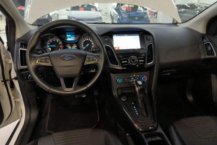 Used Ford Focus 2018 Sedan Classic 1.6L Automatic Trendy SmartDrive Edition