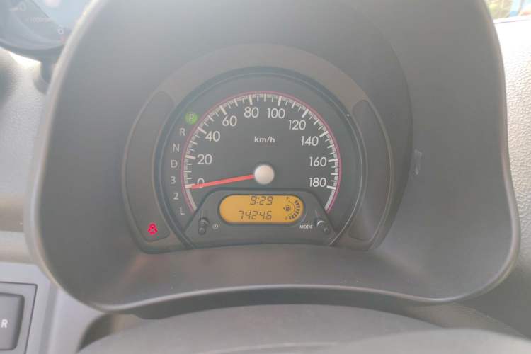 Used Suzuki Alto 2013 1.0L Automatic Luxury Model
