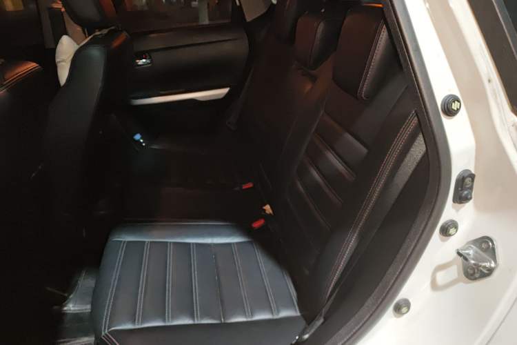 Used Suzuki Vitara 2016 1.4T Automatic Two-Wheel Drive Luxury Version Left Rear Seat