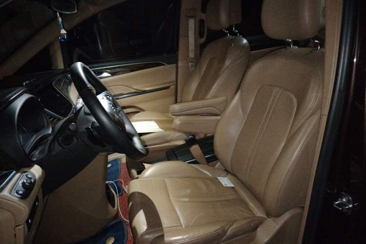 Used Buick GL8 2017 ES 28T Luxury Model China V Standard
