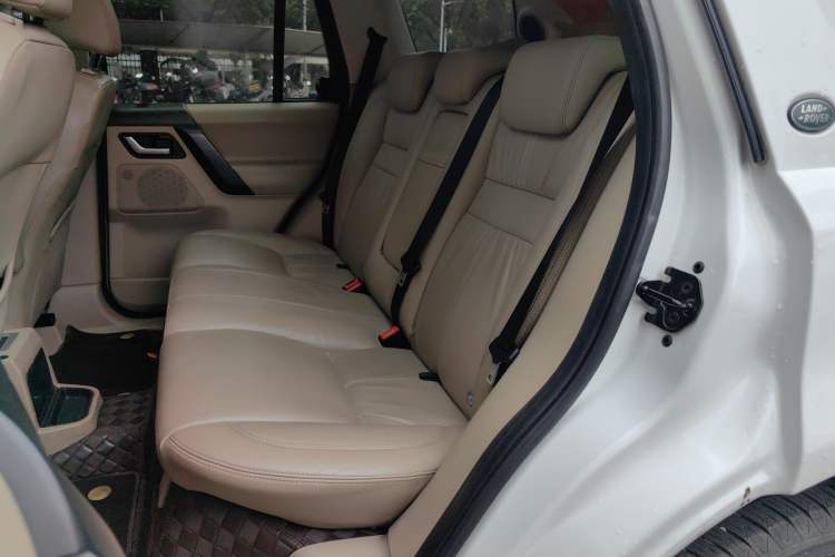 Used Land Rover Freelander 2 2011 3.2L i6 HSE Gasoline Edition