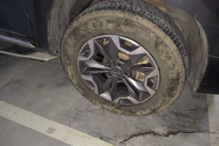 Used Haval DARGO 2022 2.0T DCT 4x4 Chinese Rural Dog Edition Right Front Wheel Hub