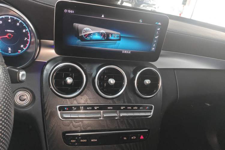 Used Mercedes-Benz C-Class 2021 C 200 L Fashion Edition Sport Version
