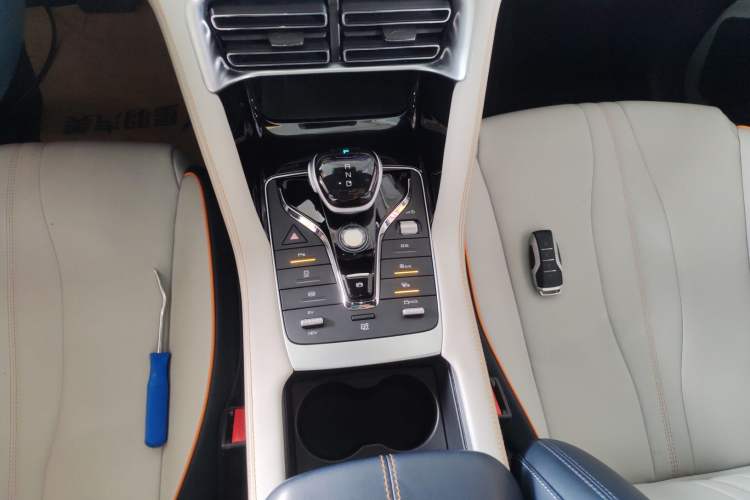 Used BYD Song PLUS New Energy 2021 DM-i 110KM Flagship Model Gear Lever