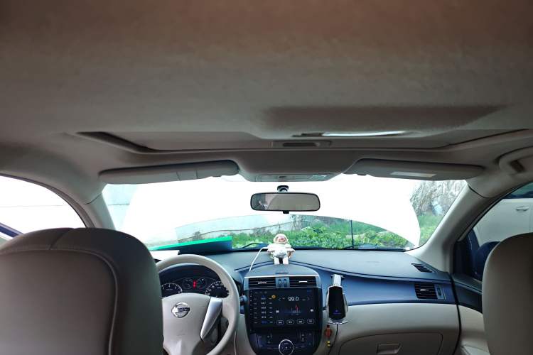 Used Nissan Tiida 2011 1.6L CVT Comfort Model
