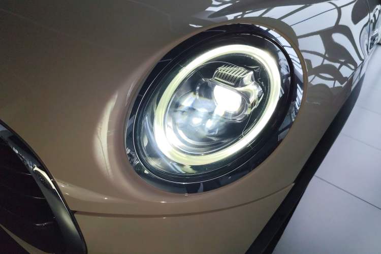 Used MINI 2019 1.5T COOPER Classic Edition Five-Door Version
