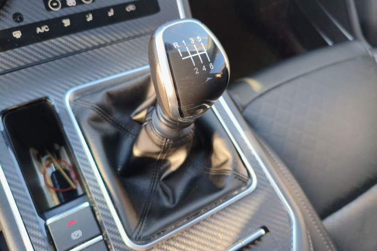 Used Chery Tiggo 8 2020 230TCI Manual Elite Edition Gear Lever